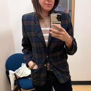 Classic vintage Plaid Blazer with Buttons and pockets